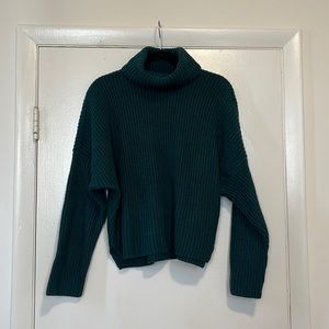 Abercrombie green sweater
